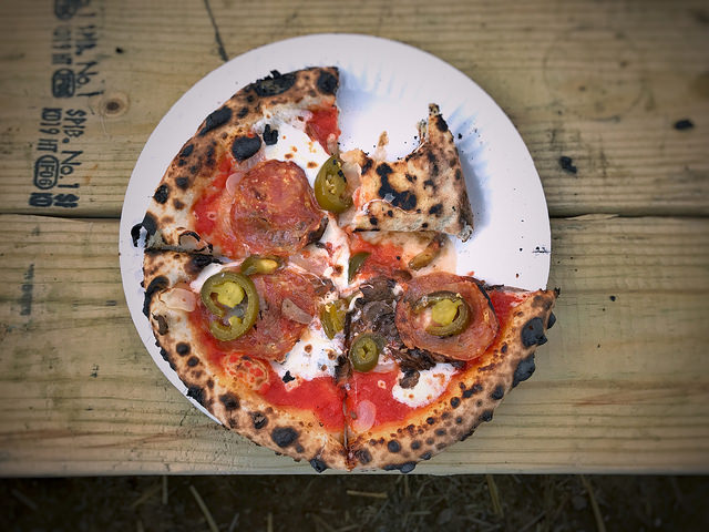 Order a Custom Pie With an iPhone App at Pizza Bonus