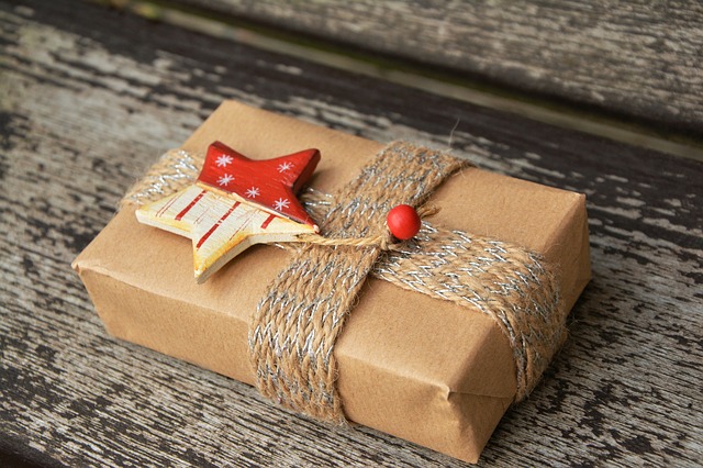 Save the Date for the 27th Annual Falls Church Holiday Gift and Craft Show on Dec. 7